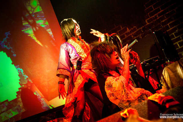 1 ���, ��, ������, Tokio Decadance, Kaya, J-rock
